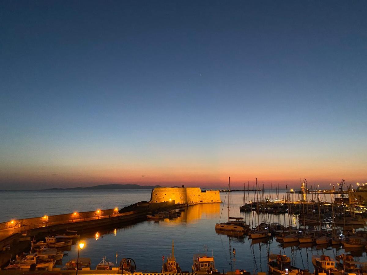 Everblue Sea View Apt Heraklion  Ngoại thất bức ảnh